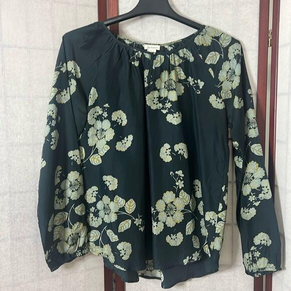 SUNDANCE 100% SILK FLORAL BLOUSE‎ SIZE M - Picture 2 of 9